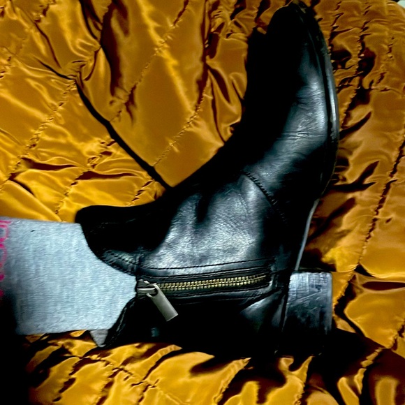 Seychelles Lucky Penny double zippered booties - Picture 1 of 5